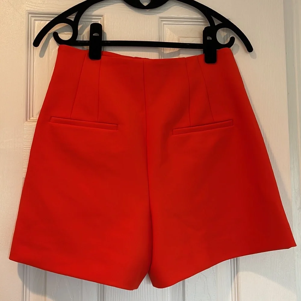 Shorts - Picture 2 of 2